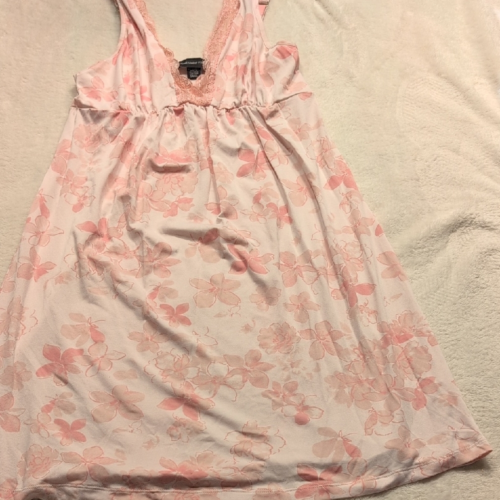 Jones New York Pink Floral Cozy Nightgown – Women’s Small